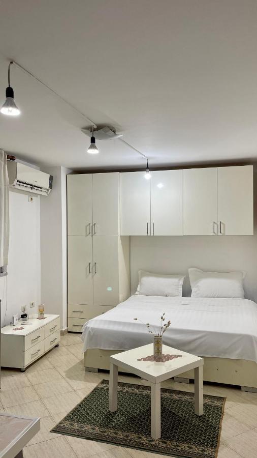 Brilant Studio Apartment City Center Тирана Екстериор снимка